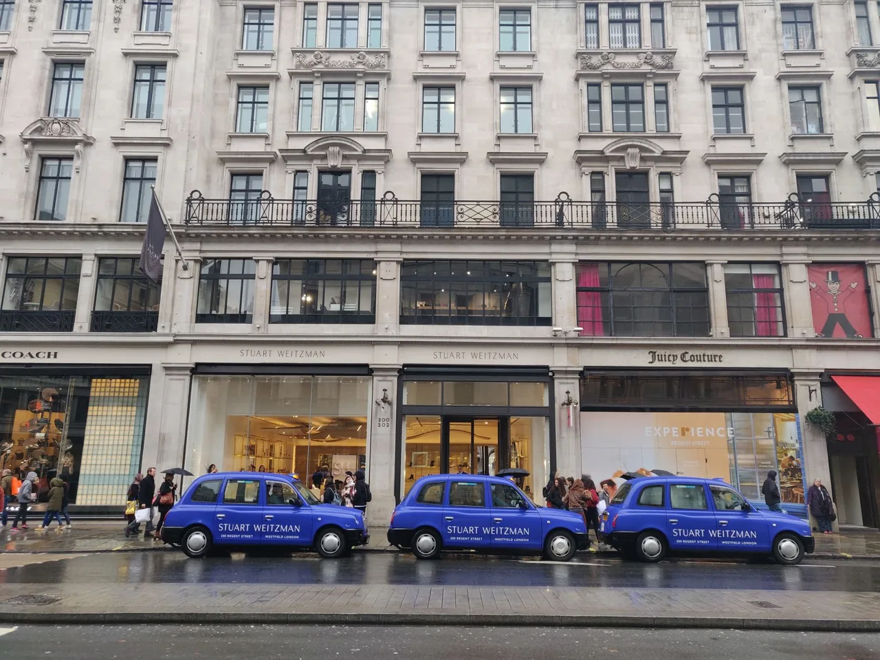 Stuart Weitzman sleek full London taxi wrap (Sherbet fleet)