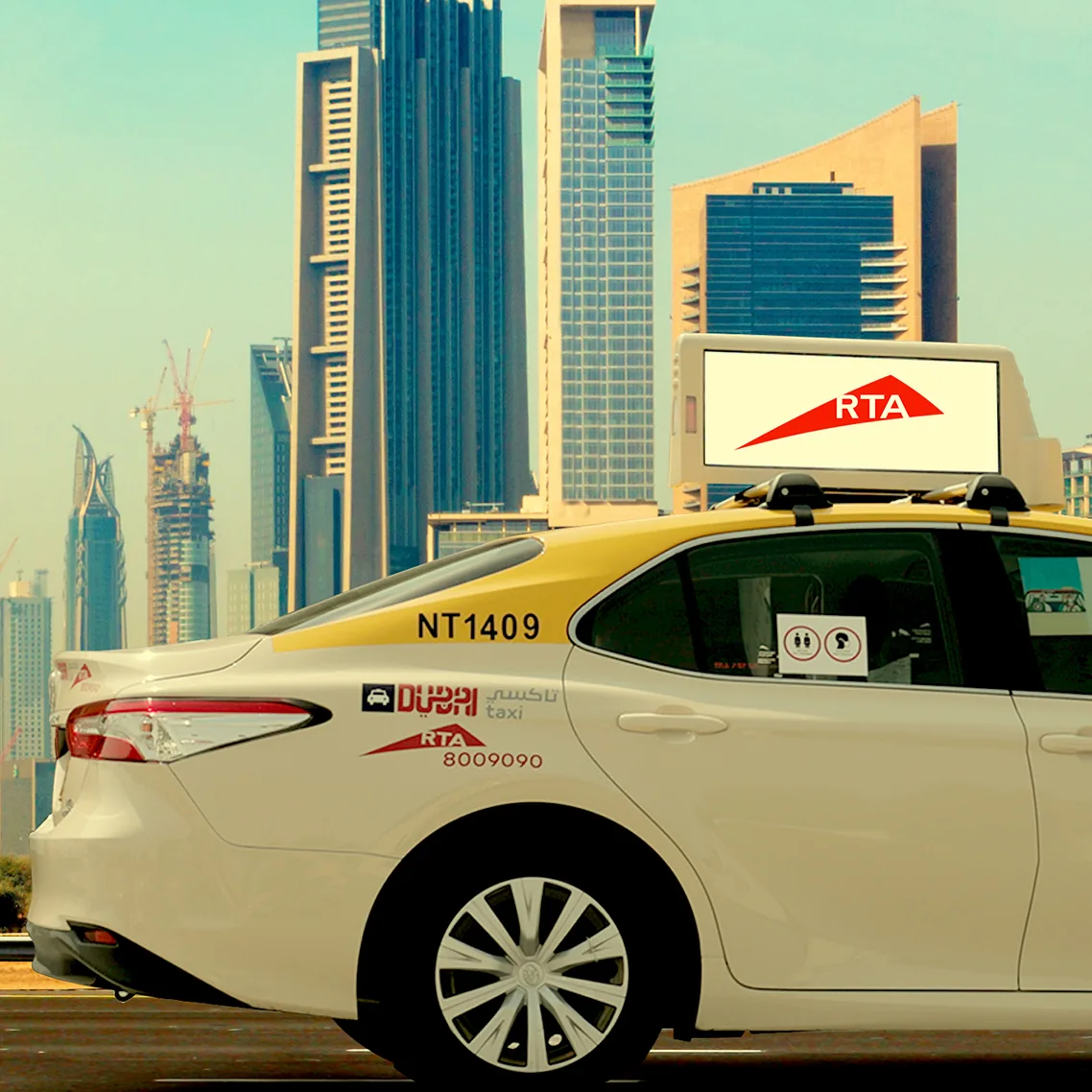 Dubai RTA taxi-top digital DOOH LED panel in use around the city (gallery photo)